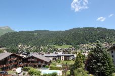 Apartment in Morzine - Apartment La Corniche, Central Morzine, sleeps 6