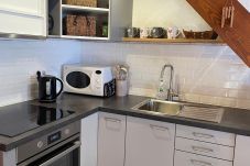 Apartment in Morzine - Apartment La Corniche, Central Morzine, sleeps 6