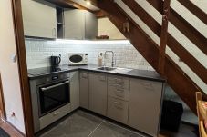 Apartment in Morzine - Apartment La Corniche, Central Morzine, sleeps 6