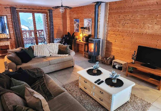 House in Saint-Jean-d´Aulps - Chalet Abricotine, sleeps 10, Hot tub