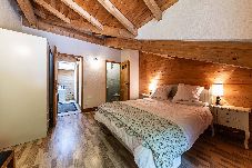 House in Saint-Jean-d´Aulps - Chalet Abricotine, sleeps 10, Hot tub