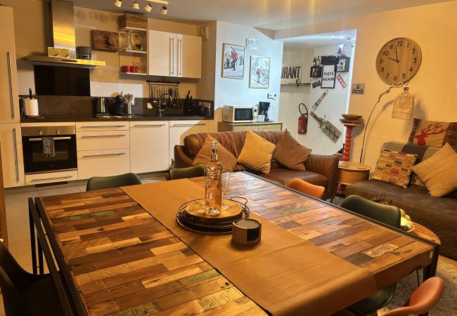 Apartment in Les Gets - Apartment Rouge Gorge